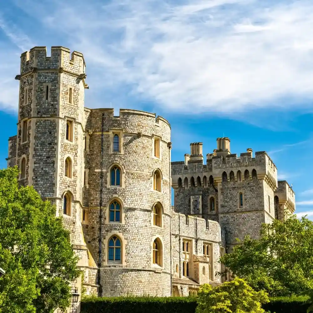 Windsor Castle Panoramic view under a blue sky.